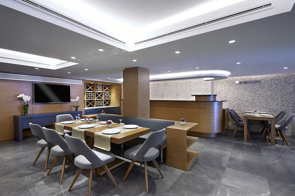 勒伊斯坦布尔米尔波特酒店 外观 照片